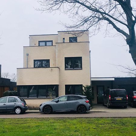 City Zen Apartment Enschede !Free Private Parking Εξωτερικό φωτογραφία
